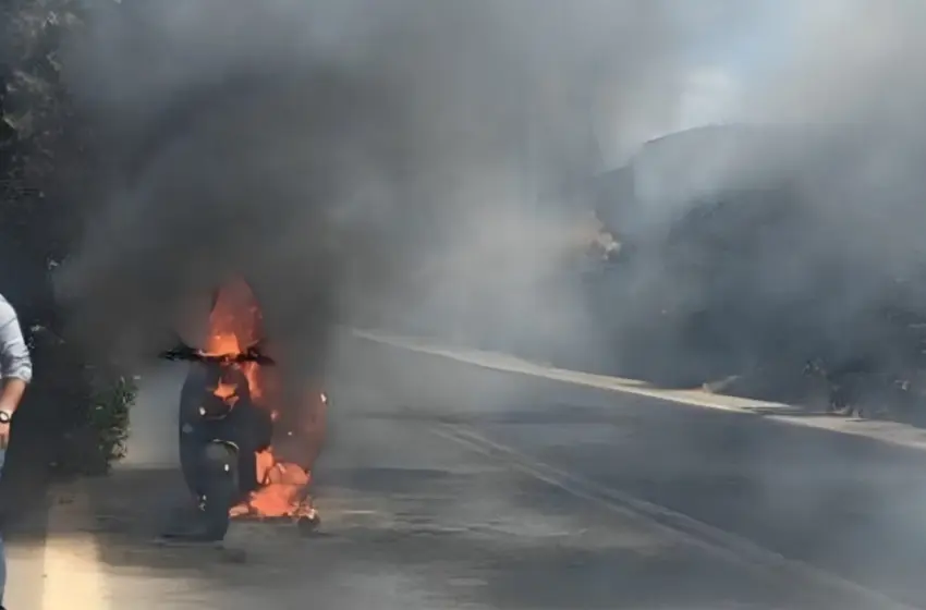  Λάρισα: Μοτοσικλέτα λαμπάδιασε  εν κινήσει