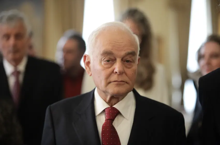  Πέθανε ο συνταγματολόγος και πρώην υπουργός Αντώνης Μανιτάκης