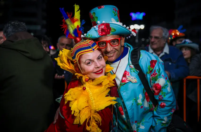  Πάτρα: Κορυφώνονται οι καρναβαλικές εκδηλώσεις με τις μεγάλες παρελάσεις-Πάνω από 50.000 συμμετοχές