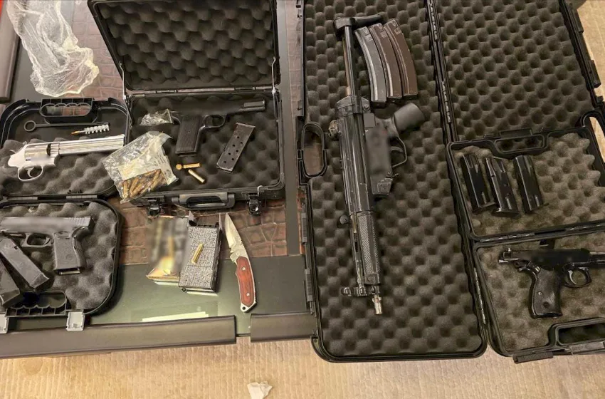  ΕΛΑΣ:  Κατασχέθηκαν όπλα, μετρητά,έγιναν 25 συλλήψεις του κυκλώματος λαθρεμπορίας καπνού