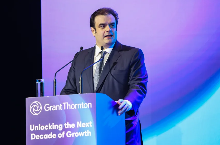  Πιερρακάκης: Με τους γείτονες μας συνομιλούμε επί ίσοις όροις – Σημαντικές συμφωνίες για να ενισχύσουμε τις εμπορικές μας σχέσεις