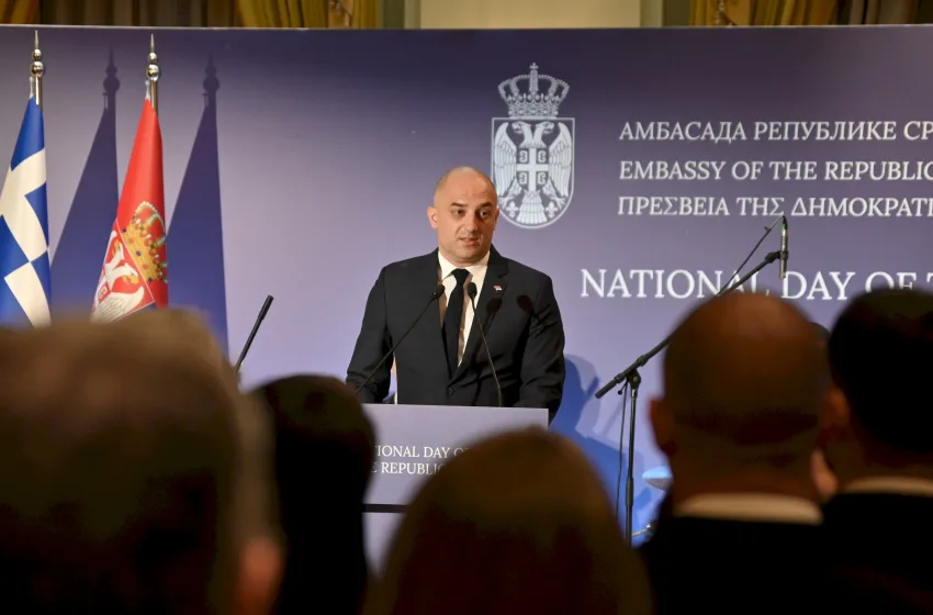  Δένδιας: Στόχος η περαιτέρω προώθηση της αμυντικής συνεργασίας με τη Σερβία