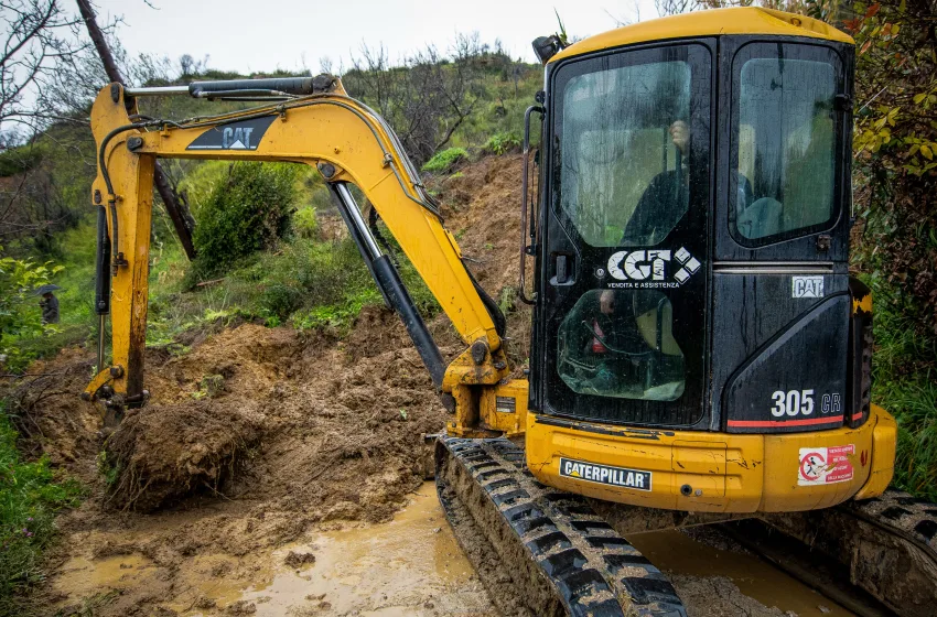  Σε κατάσταση έκτακτης ανάγκης η Τήνος: Εκτεταμένες ζημιές από το πέρασμα της κακοκαιρίας
