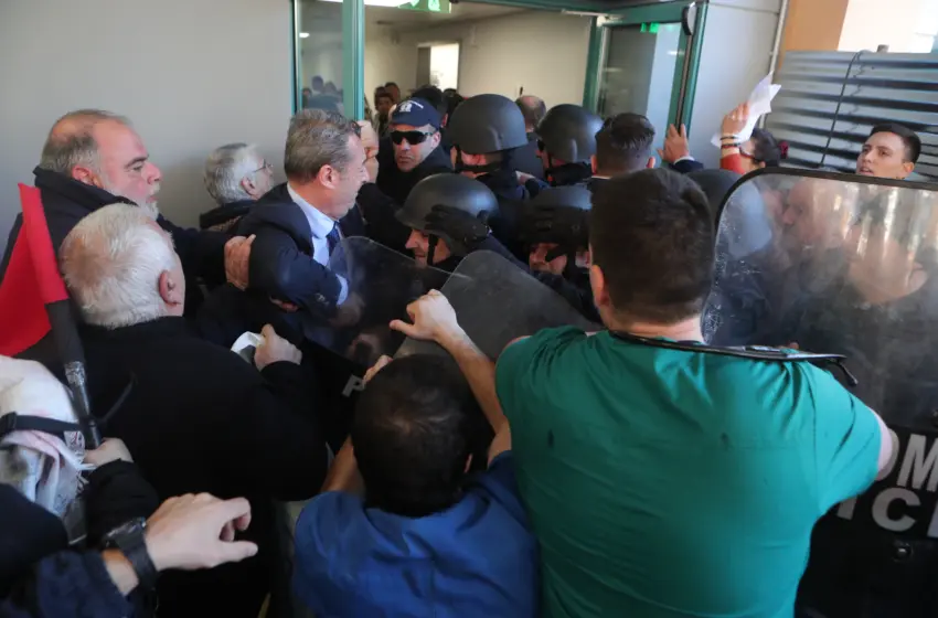  Μεγάλη εντάση στον “αέρα” ανάμεσα στον Άδωνι Γεωργιάδη και τον γιατρό από τη Νίκαια – “Αυτές οι εικόνες είναι χούντα”