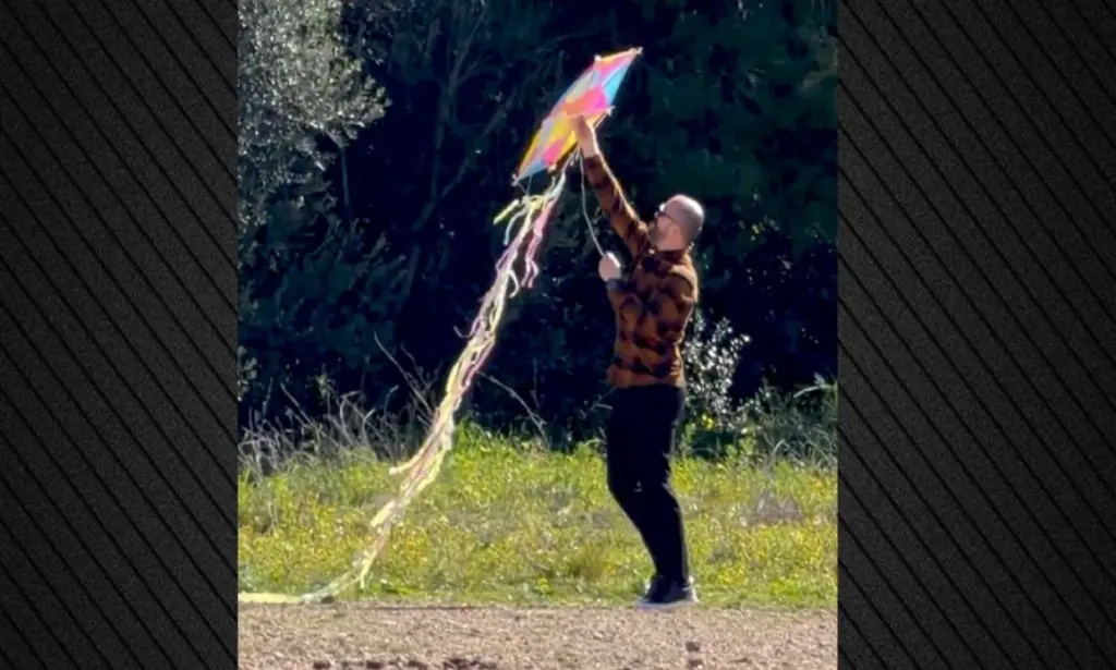 6b51e441 elas xartaetos