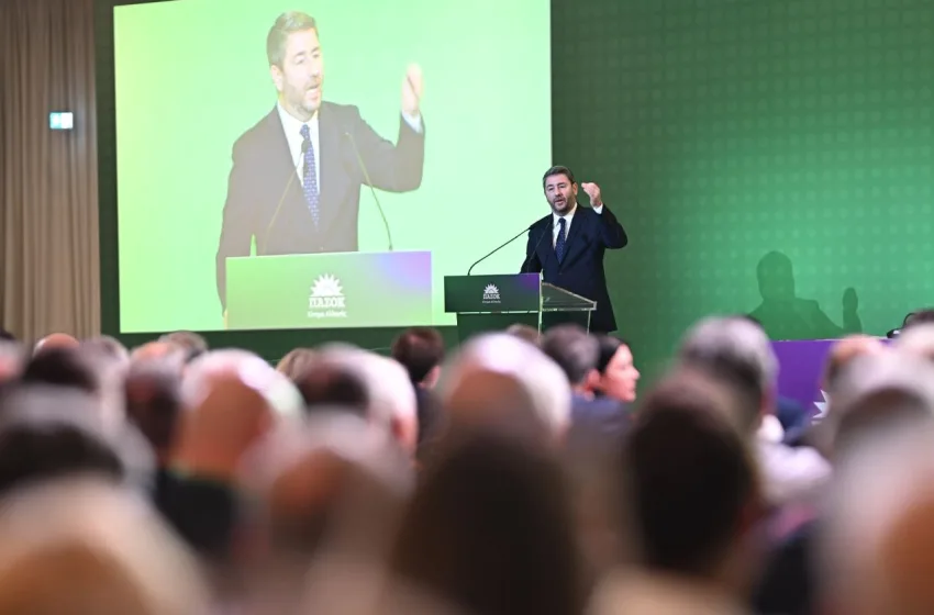  ΠΑΣΟΚ: ”Νίκη με σχέδιο” το μήνυμα Ανδρουλάκη–Διακριτό στίγμα από Δούκα και Γερουλάνο