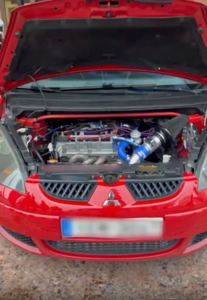 Αττική: Ταυτοποιήθηκε οδηγός που έκανε κόντρες και ''ανέβαζε'' βίντεο στα social media 2 IMG 20260214 WA0002 full