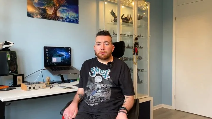 b906d0de high adaptive stream.0000000