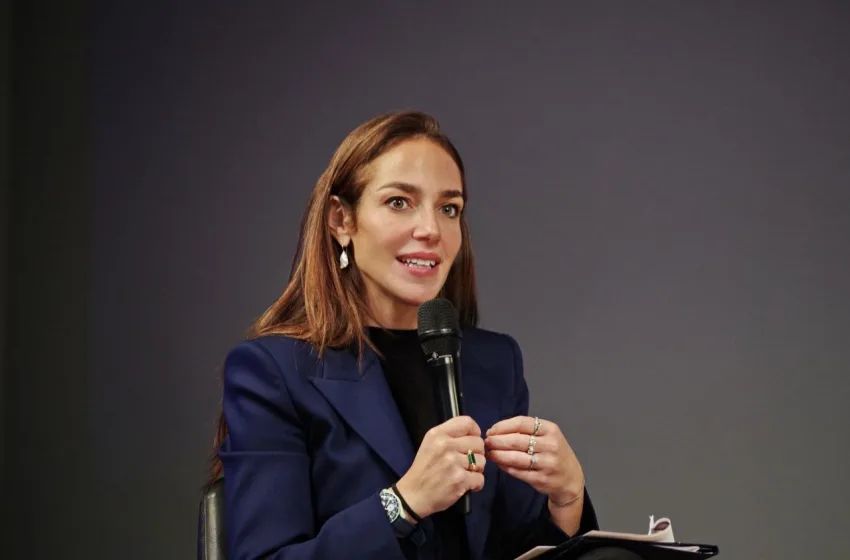  Μιχαηλίδου στο libre: Το Πρόγραμμα Μετεγκατάστασης διευρύνεται σε Έλληνες του εξωτερικού, απόφοιτους πανεπιστημίων, ένστολους