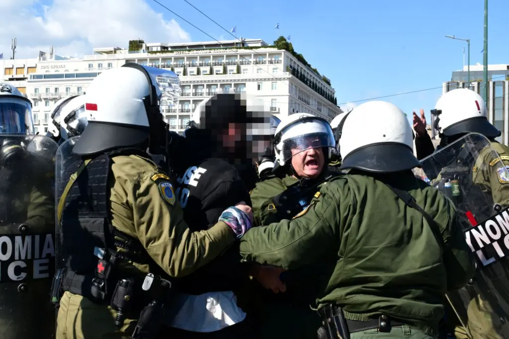 epeisodia syntagma tempi