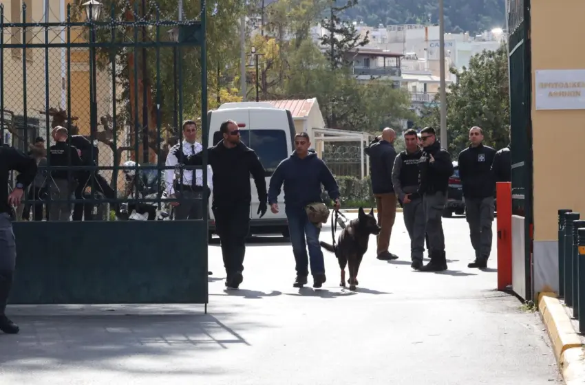  Ευελπίδων: Φάρσα το τηλεφώνημα για βόμβα
