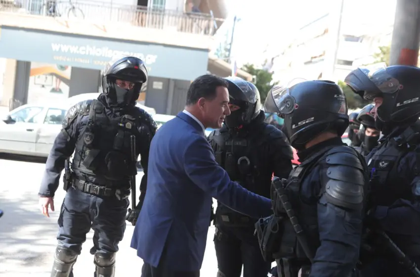  ΣΥΡΙΖΑ: “Θλιβερός πρωταγωνιστής ο Άδωνις Γεωργιάδης σκηνικών αστυνομικής βίας εναντίον γιατρών”