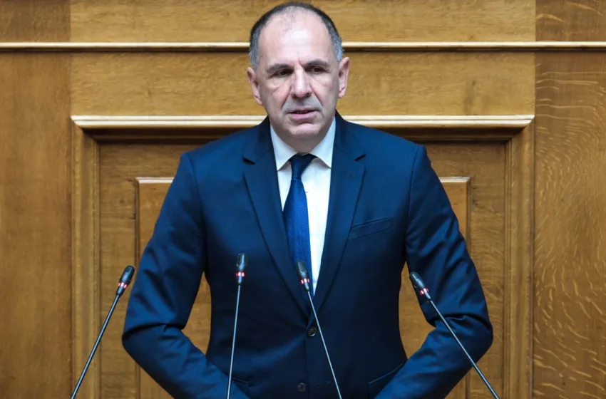  Βουλή: Ο Γεραπετρίτης ενημερώνει για την συνάντηση Μητσοτάκη-Ερντογάν και το ΑΣΣ Ελλάδας-Τουρκίας