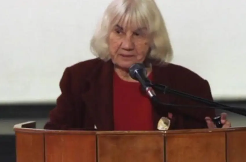  Πέθανε η συγγραφέας Ιωάννα Καρατζαφέρη σε ηλικία 97 ετών-Συλληπητήριο μήνυμα ΚΚΕ