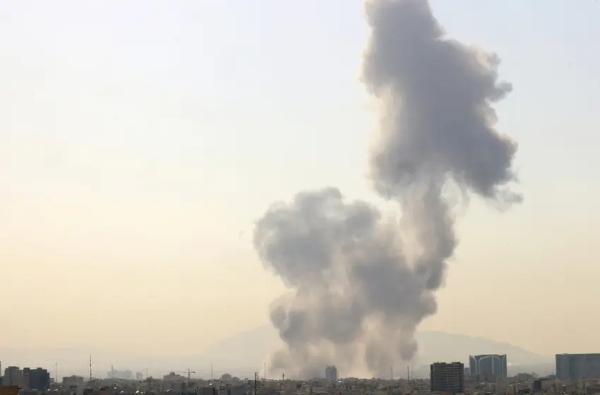  Ισραήλ: Ανακοίνωσε επίθεση “μεγάλης κλίμακας” στην Τεχεράνη, την Ισπαχάν και στο νότιο Ιράν