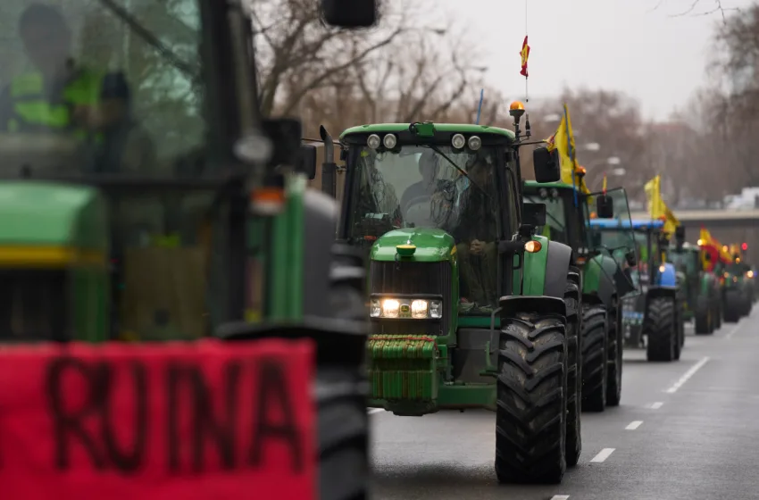 Χιλιάδες αγρότες στους δρόμους της Μαδρίτης, ενάντια στην συμφωνία ΕΕ-Mercosur (vid)