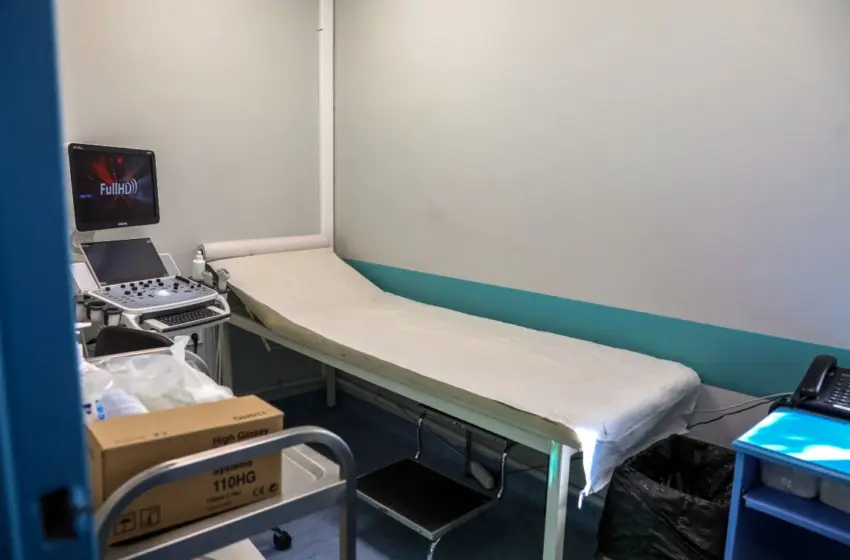  Σαλαμίνα: Νέες καταγγελίες για το Κέντρο Υγείας-“Μου είπαν να πάω σπίτι και να περιμένω”