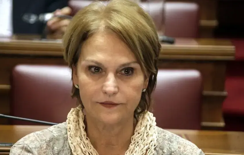  Παραιτήθηκε η Μαρία Ρεπούση: Διαφωνώ με το πολιτικό σχέδιο της νέας ηγεσίας του ΣΥΡΙΖΑ