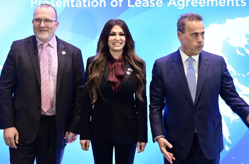  Σαμαράς: Από το “μακάρι να είχαμε 10 Παπασταύρου” στα “καρφιά” για τη σύμβαση με τη Chevron…