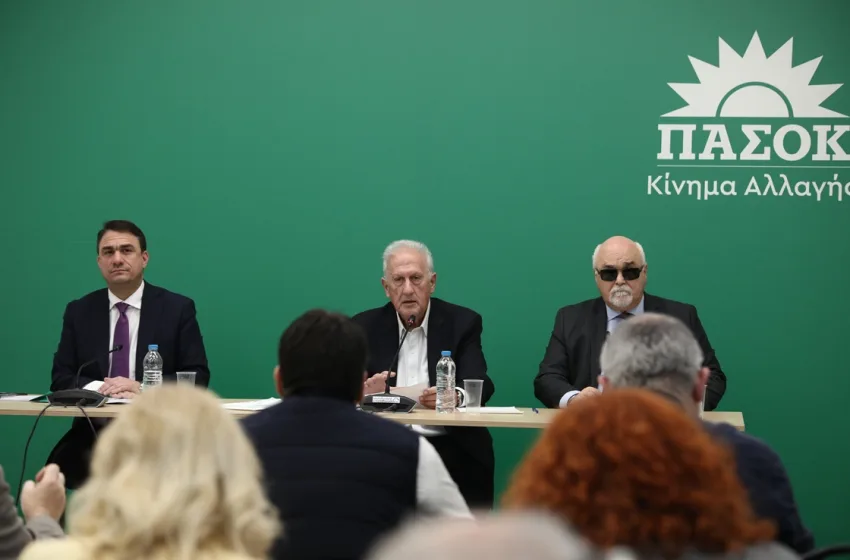  ΠΑΣΟΚ: Διεύρυνση με “επαναπατρισμό” στελεχών και το βλέμμα στις επόμενες δημοσκοπήσεις