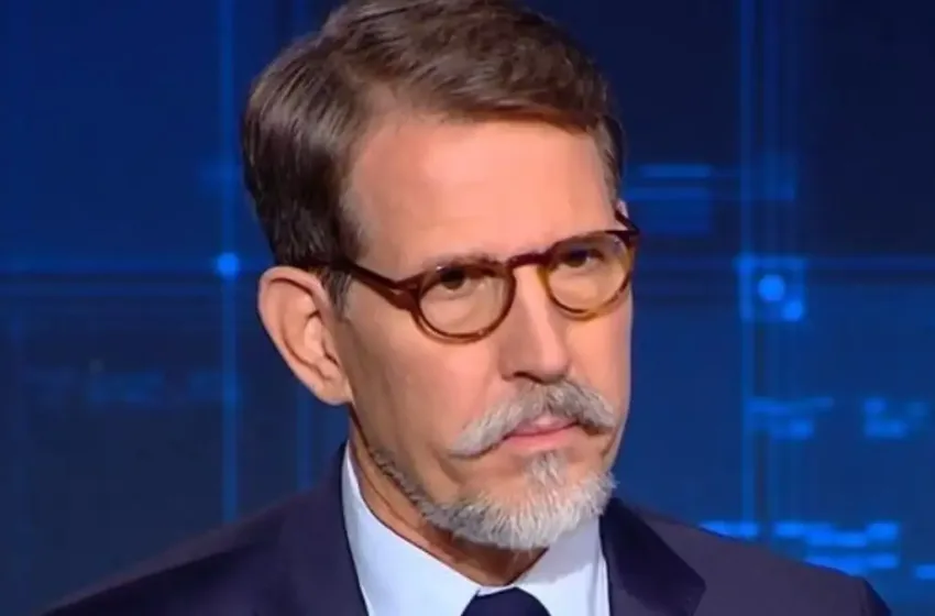  Ντε Γκρες: “Σε 1,5 χρόνο θα μπορώ να ψηφίσω για πρώτη φορά-Με στεναχώρησε που δεν υπηρέτησα στον ελληνικό στρατό”