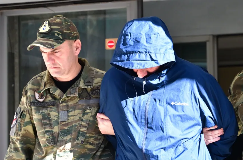  Ο σμήναρχος κορυφή του παγόβουνου; Στοιχεία για εκτεταμένο δίκτυο κατασκοπείας ερευνούν οι Αρχές