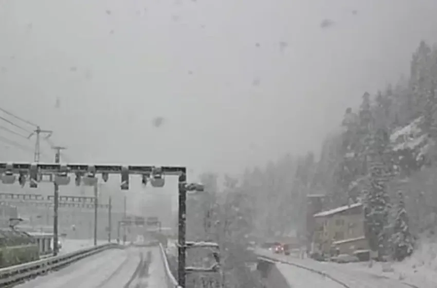  Εκτροχιάστηκε τρένο στην Ελβετία από χιονοστιβάδα