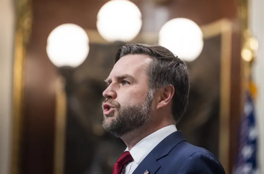  Δηλώσεις Βανς: Δεν θα εμπλακούμε σε μακροχρόνιο πόλεμο με το Ιράν, δεν απέκλεισε βομβαρδισμούς