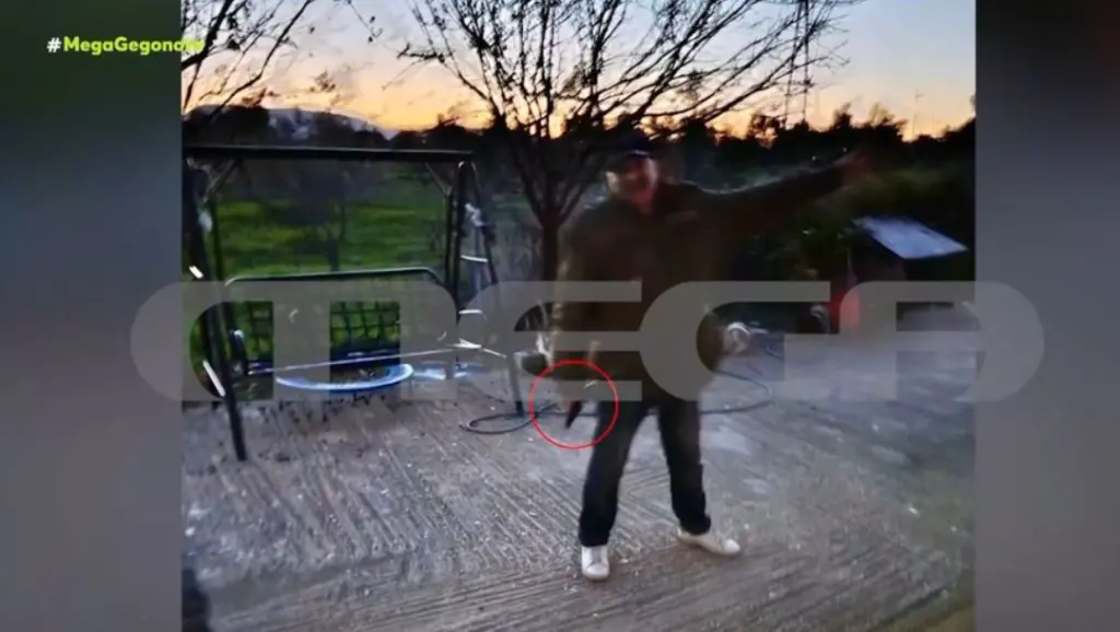 xristos mavrikis oplo