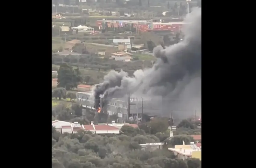  Σπάτα: Συναγερμός για φωτιά σε αποθήκη γνωστής εταιρείας αθλητικών ειδών(vid)