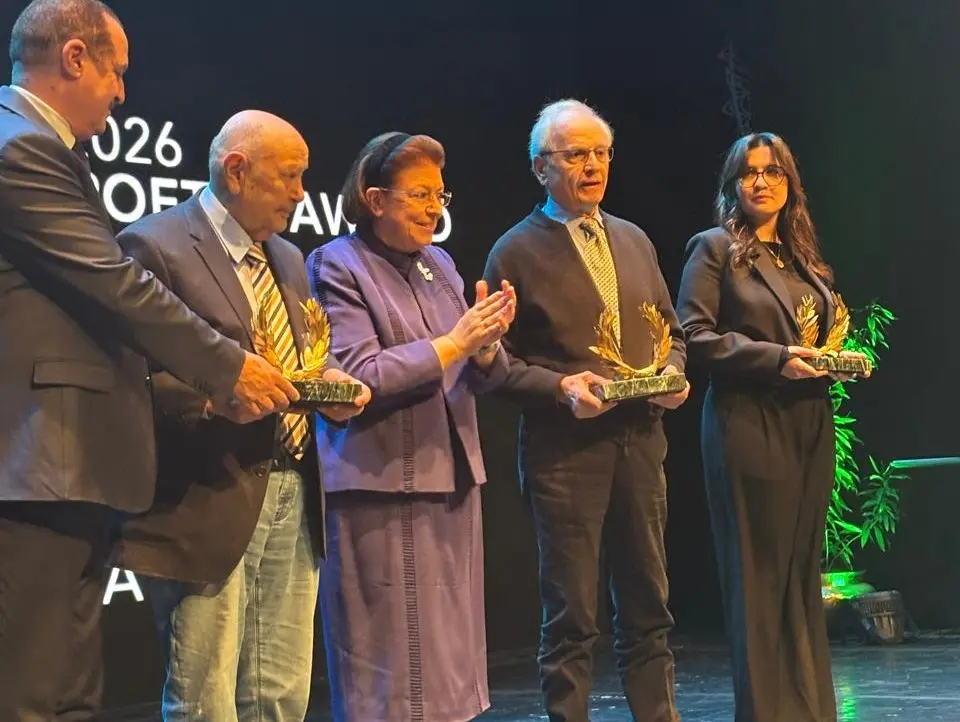 Η απονομή των Βραβείων Καβάφη 2026 από την Υπουργό Πολιτισμού Λίνα Μενδώνη