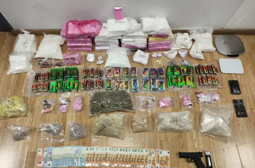  Χειροπέδες σε 3 άτομα για ναρκωτικά– Σχεδόν 40 κιλά κοκαΐνης, κάνναβης και MDMA