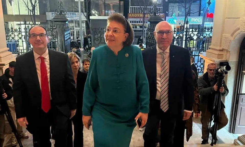 2cf3254d h lina mendwnh me ton diey8ynth toy kw8 giwrgo ioylio papadopoylo kai ton proedro ds toy kw8 nikolao abdella