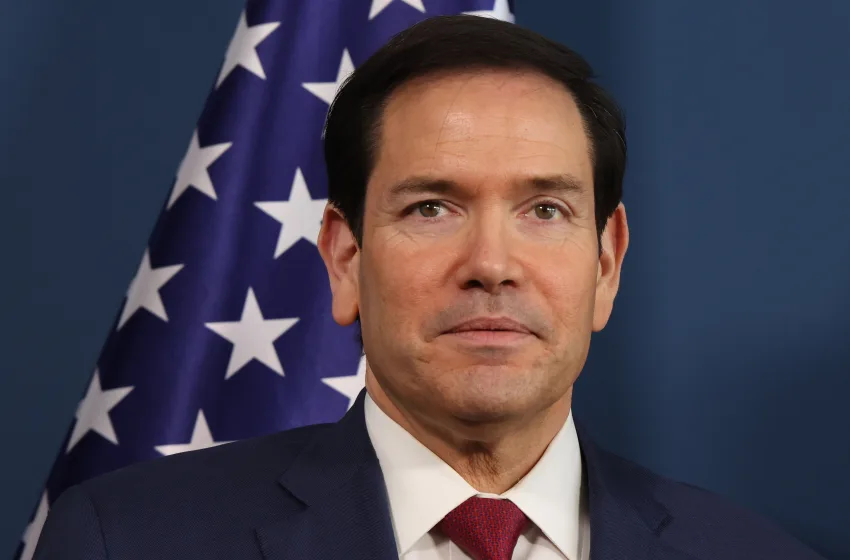  Διεθνείς αναλύσεις αναζητούν τους λόγους… “εξαφάνισης” του Ρούμπιο από την πολεμική κρίση ΗΠΑ-Ιράν