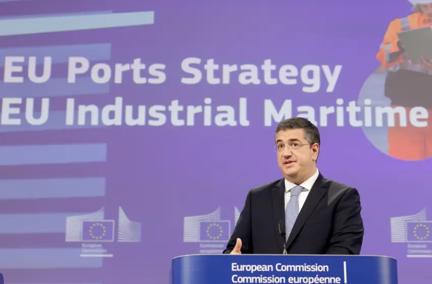  Τζιτζικώστας:”Η συνέχιση της κρίσης στα Στενά Ορμούζ θα προκαλέσει σοκ στην παγκόσμια οικονομία”