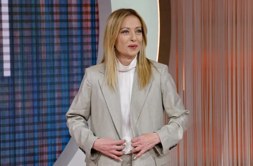  Ήττα-σοκ για τη Μελόνι στο δημοψήφισμα – “Λυπούμαστε για μια ευκαιρία που χάθηκε”