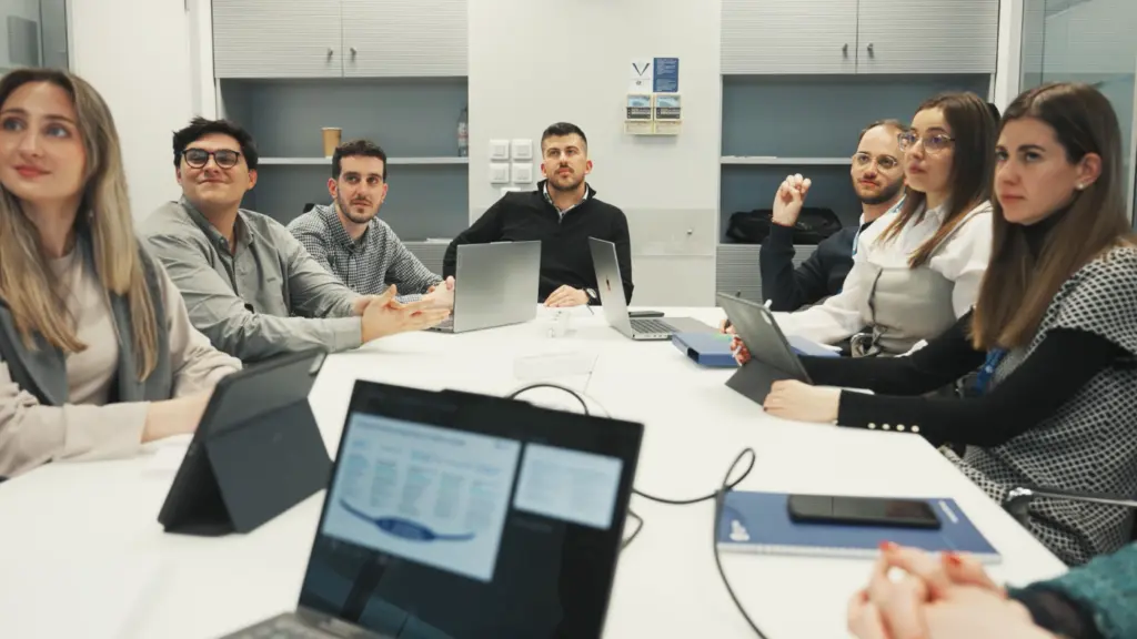 4 Empowering Future Leaders