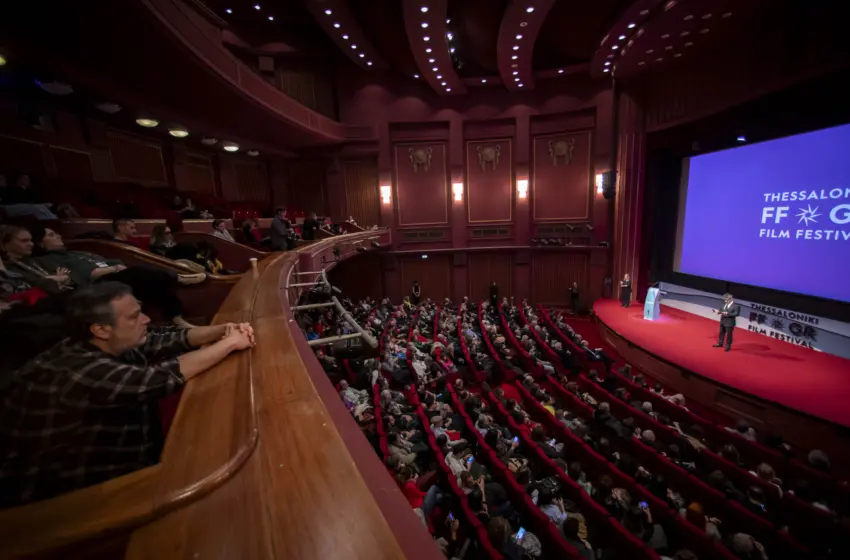 Φεστιβάλ Ντοκιμαντέρ Θεσσαλονίκης: Ο Μπιλ Μόρισον τιμήθηκε με τον Χρυσό Αλέξανδρο και καταχειροκροτήθηκε