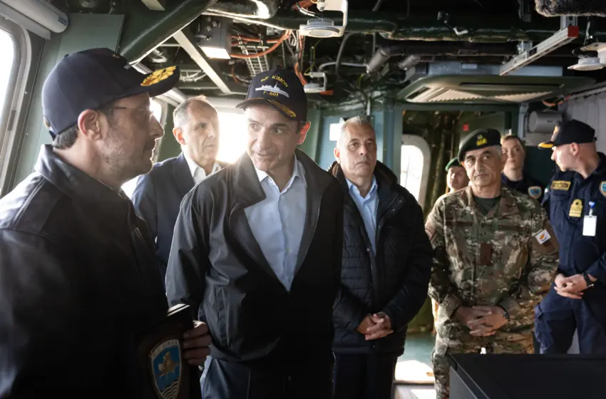  Στη φρεγάτα “Κίμων” Μητσοτάκης και Χριστοδουλίδης- “Γράφετε ιστορία”, “κάνουμε το καθήκον μας”