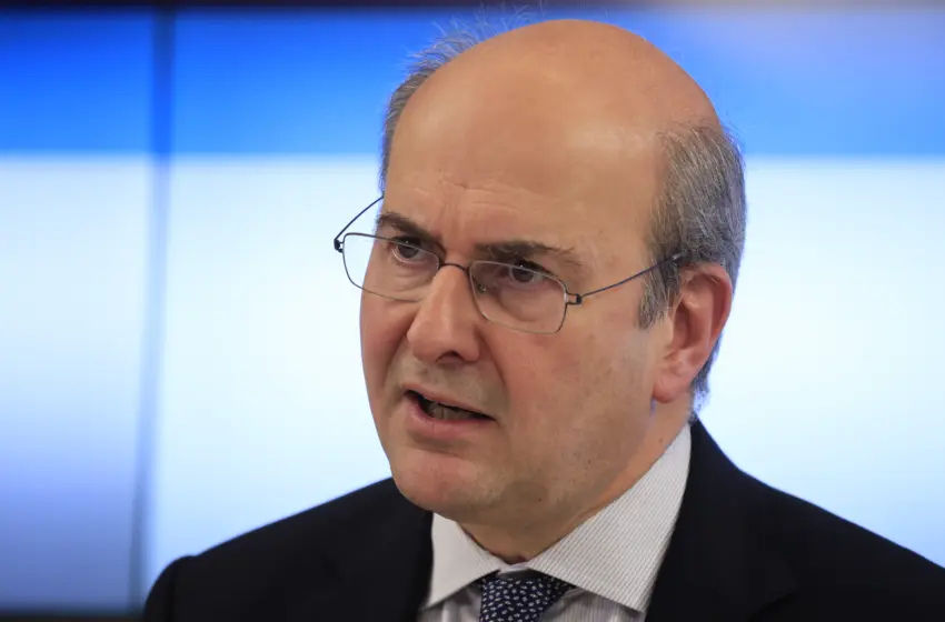  Χατζηδάκης: Θα παρέμβουμε όταν κατασταλάξουν τα πράγματα- Όποια μέτρα ληφθούν θα είναι στοχευμένα