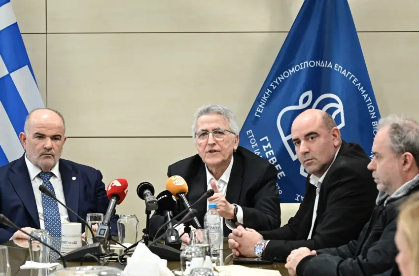  Εργασία: Υπογράφηκε Συλλογική Σύμβαση  σε επισιτισμό,τουρισμό και αρτοποιία