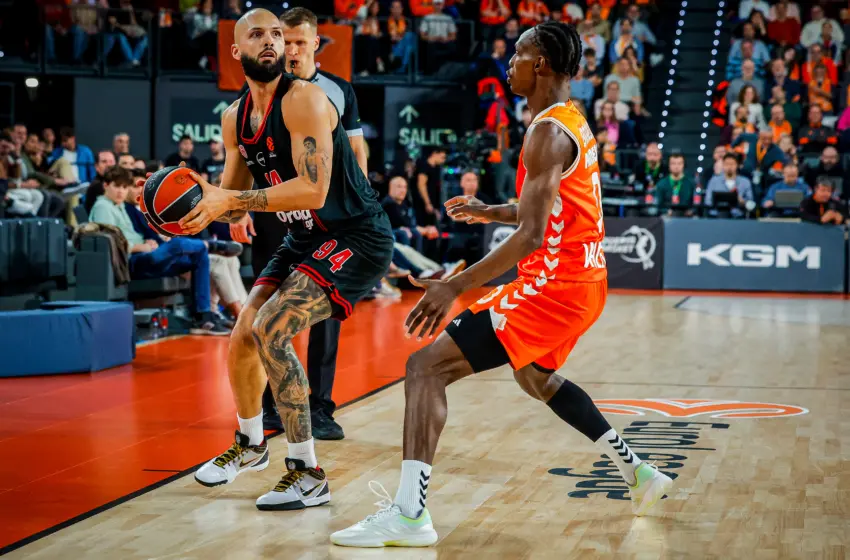  Βαλένθια – Ολυμπιακός 85-84: Έχασαν τη νίκη μέσα από τα χέρια τους οι Πειραιώτες