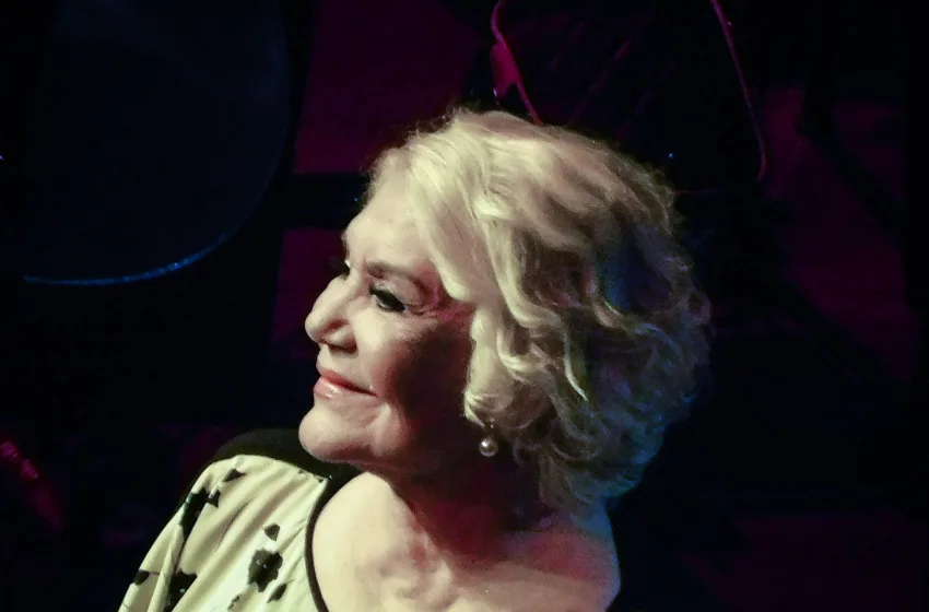  Αύριο η κηδεία της Μαρινέλλας- Ποιοι καλλιτέχνες θα εκφωνήσουν επικήδειους