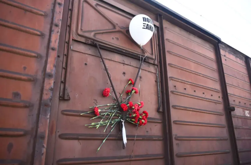  ”Ποτέ ξανά”: Η Θεσσαλονίκη τίμησε τα θύματα του Ολοκαυτώματος (vid)