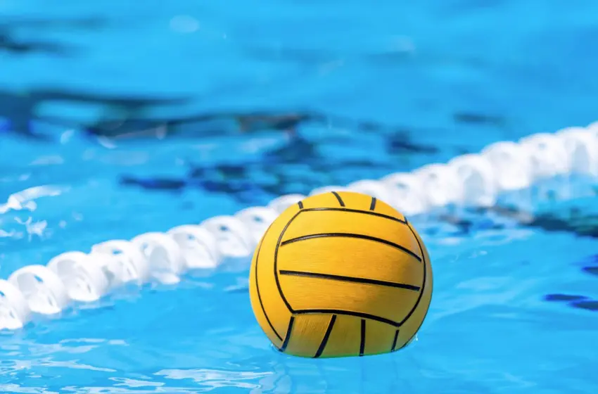  Άρης: ”Κρανοφόροι εισέβαλαν σε αγώνα πόλο παίδων και ζήτησαν από όλους να βγάλουν τα διακριτικά της ομάδας” (vid)