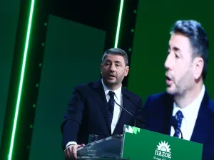Politics-v2-Part1 29 ΠΑΣΟΚ: Ζητούμενο να συνεχιστεί η θετική εικόνα της ΔΕΘ- Σε ποια θέματα ανεβάζει τους τόνους της αντιπολίτευσης
