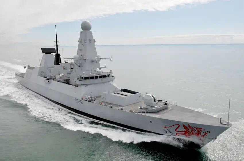  Το βρετανικό αντιτορπιλικό HMS Dragon έφτασε στην Κύπρο