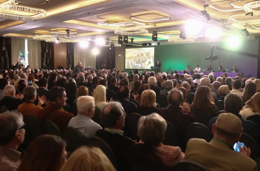  Παρασκηνιακή “μάχη” συσχετισμών στο ΠΑΣΟΚ-Πώς διαμορφώνονται δυνάμεις και στρατόπεδα στο Συνέδριο 