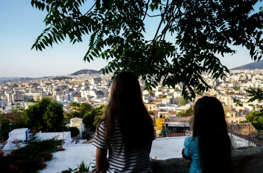  Πλάκα, Κουκάκι, Μοναστηράκι, Κολωνάκι: Η γειτονιά άλλαξε-To Αirbnb, τα οικονομικά στοιχεία και οι προκλήσεις