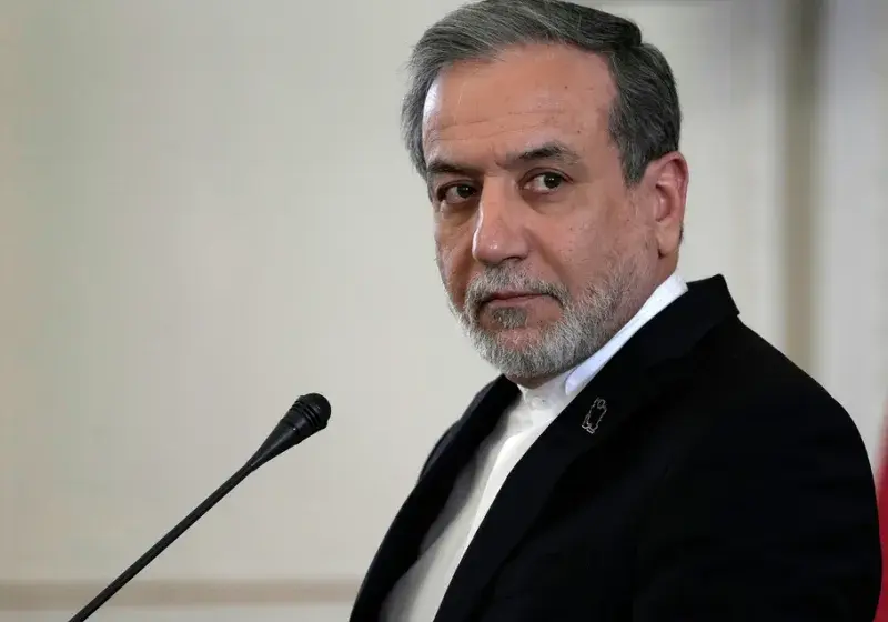  “Ελάτε, σας περιμένουμε” λέει ο Αραγτσί για ενδεχόμενη χερσαία επιχείρηση στο Ιράν